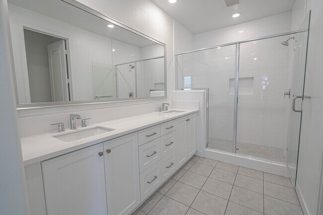 Building Photo - COMING SOON! 3-Bedroom Home with Solar Pan...