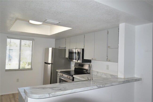 Building Photo - 256 Cypress Ln