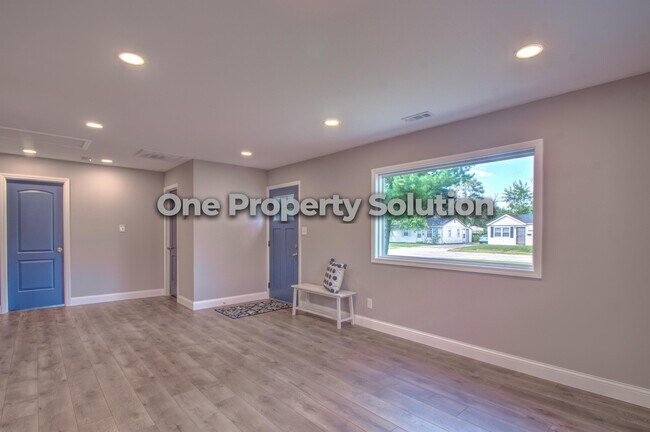 Building Photo - 4401 W 21st Ave
