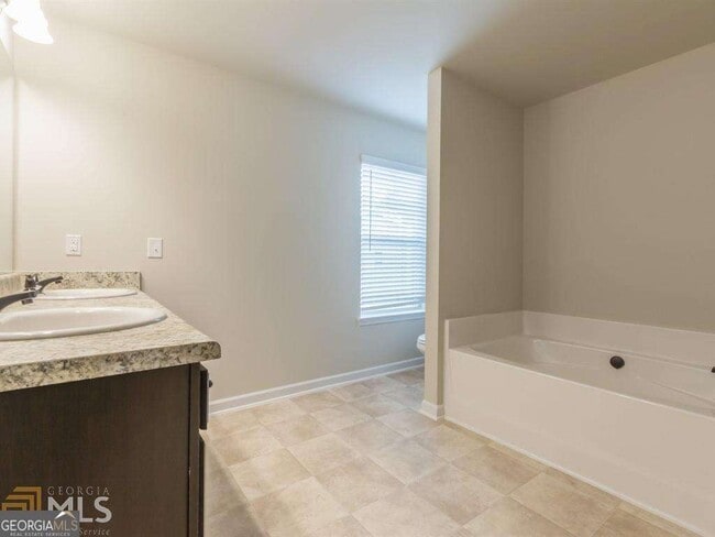 Building Photo - 1074 Mcconaughy Ct