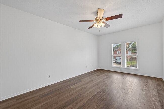 Building Photo - 17614 Telegraph Creek Dr