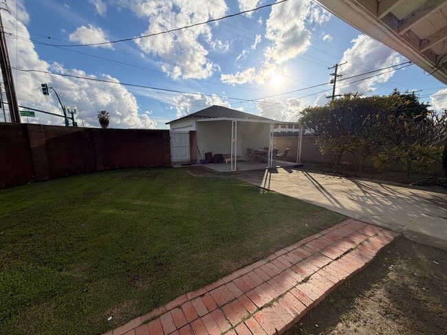 Building Photo - Beautiful 3 Bedroom Home in Covina