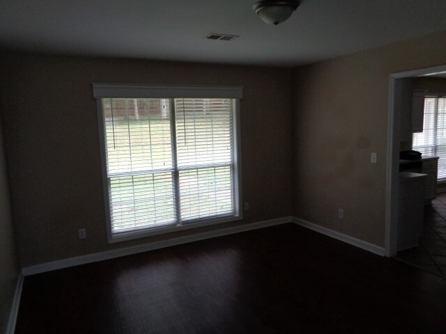Building Photo - 5430 Harris Creek Dr
