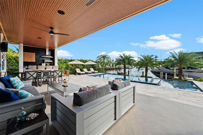 Building Photo - 655 Layne Blvd