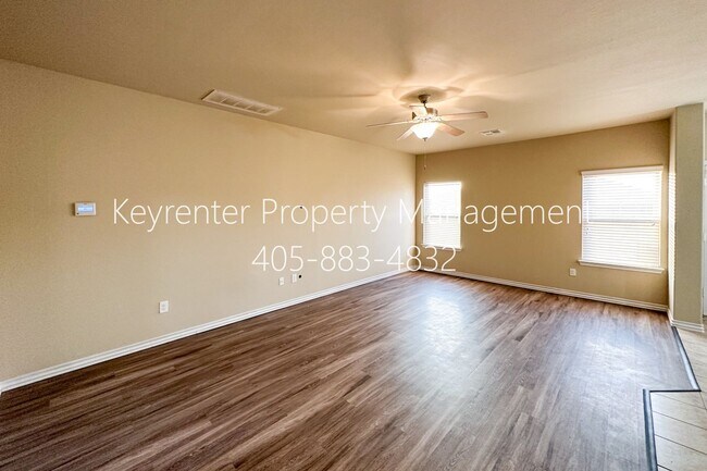 Building Photo - Stunning 5BD, 2 1/2 BTH Home Seconds away from John Kilpatrick Turnpike in YUKON!