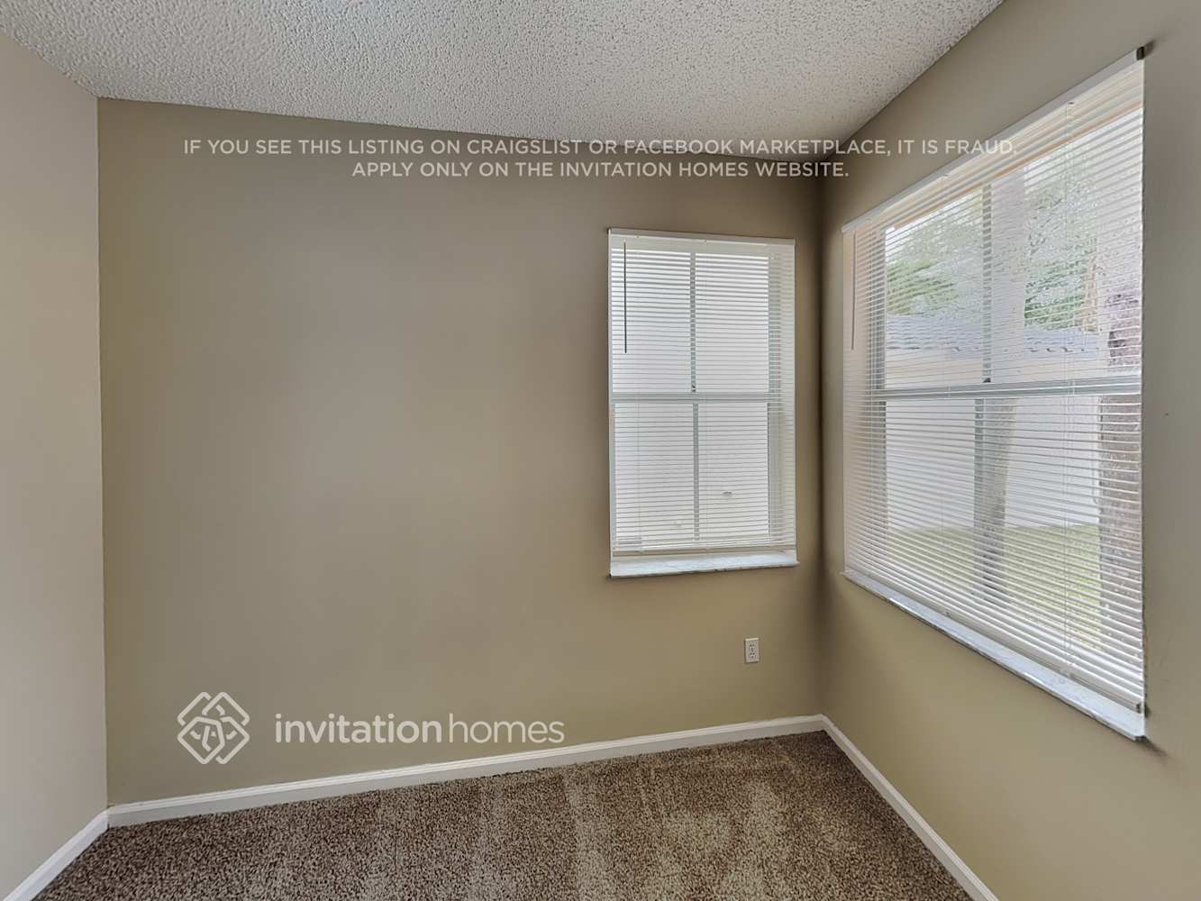 Building Photo - 6119 Oak Bluff Way