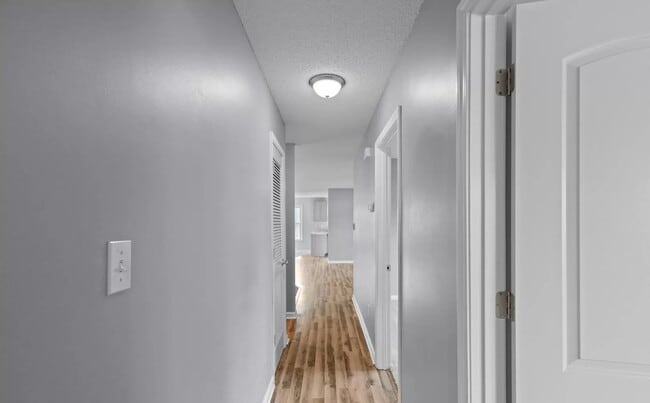 Building Photo - 2456 Saddleridge Dr