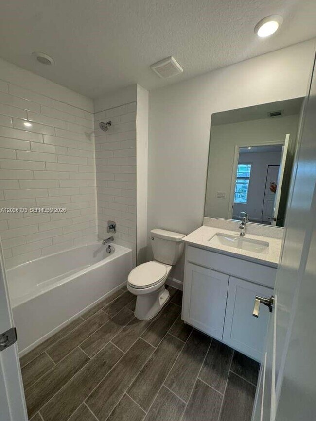 Building Photo - 1654 Hoot Owl Holw