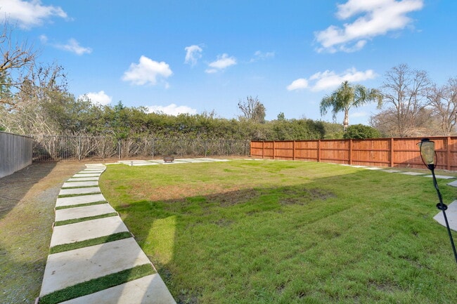 Building Photo - 10556 E Greenbury Way