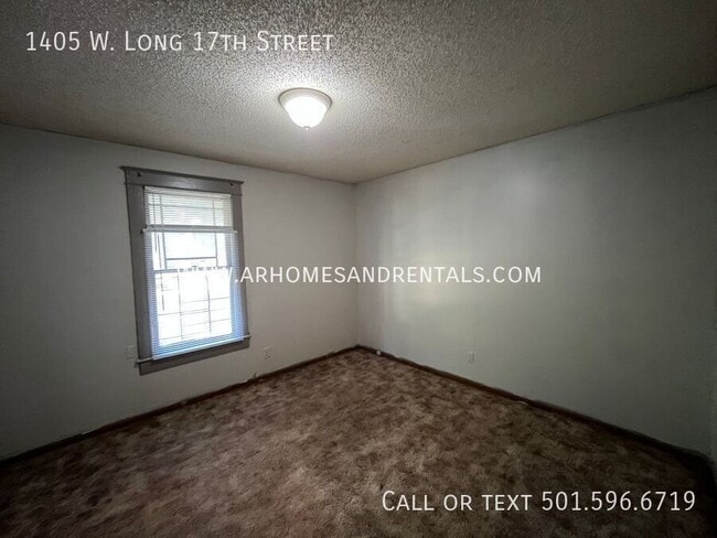 Building Photo - 1405 W Long 17th St