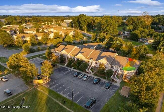 Building Photo - 3802 Falcon Crest Dr
