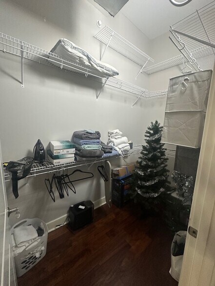 Walk in Closet - 830 E Main St