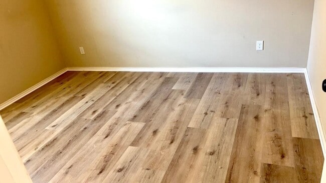 Building Photo - 4226 Ponderosa Hills Ln