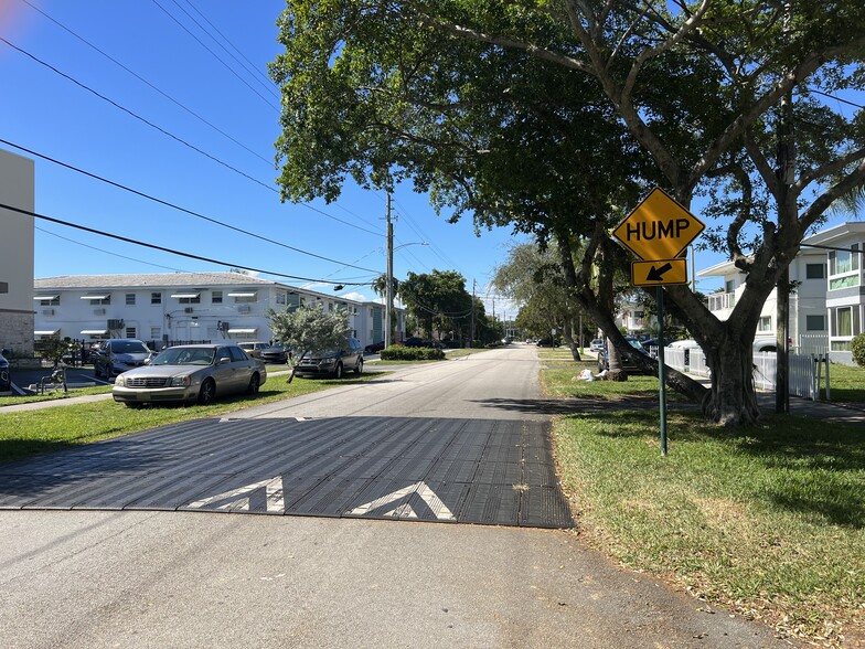 Street View - 1345 NE 105th St