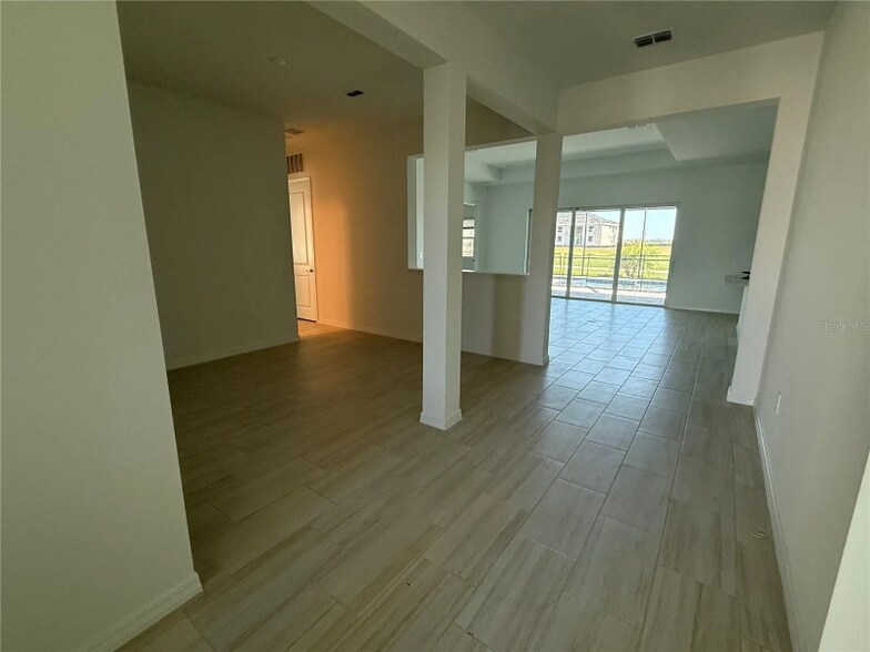 Building Photo - 5543 Lightning Whelk Ln