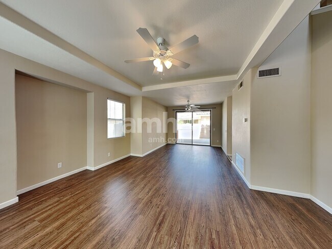 Building Photo - 2190 N 135th Dr