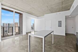 Building Photo - 151 SE 1st St