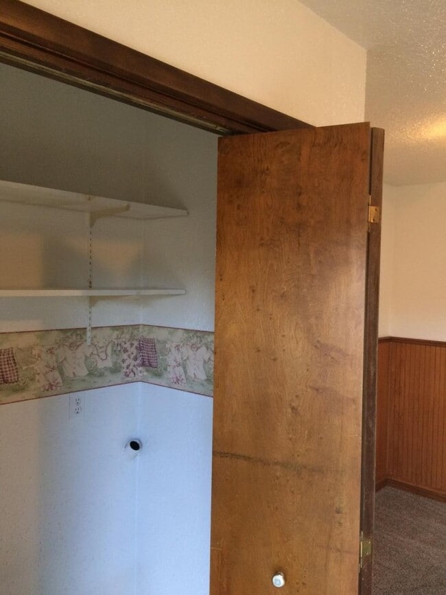 Building Photo - 1131 Applegate Street Philomath