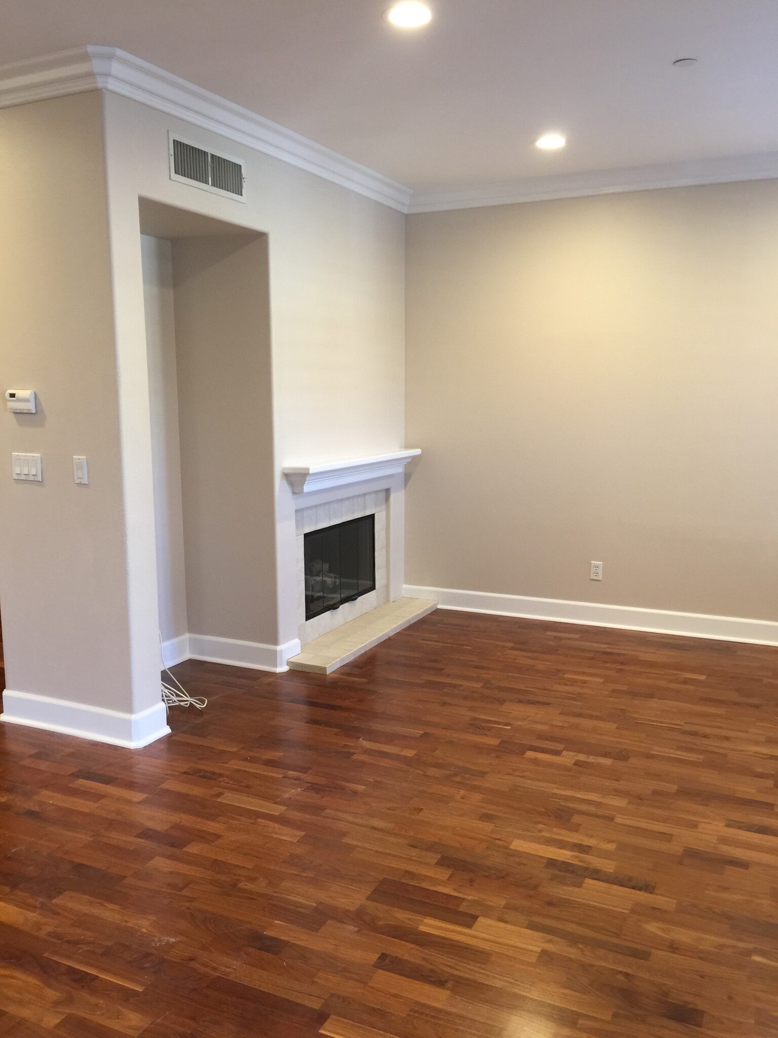 Building Photo - 1317 Corte Alemano