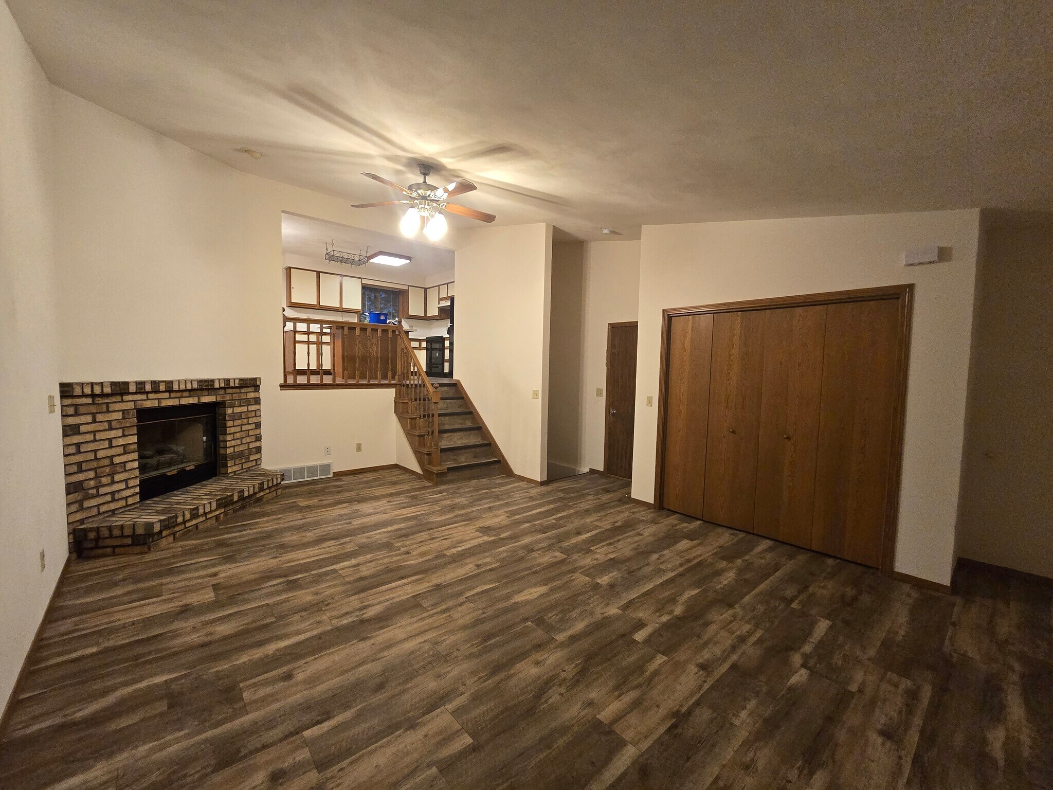 Building Photo - 2231 Cloudview Ct