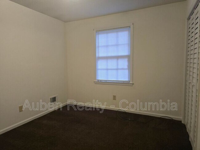 Building Photo - 111 Selmun St