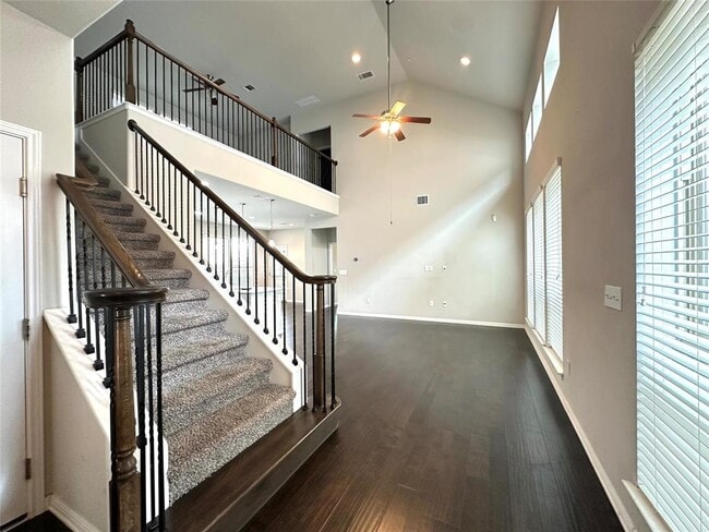 Building Photo - 3240 E Whitestone Blvd