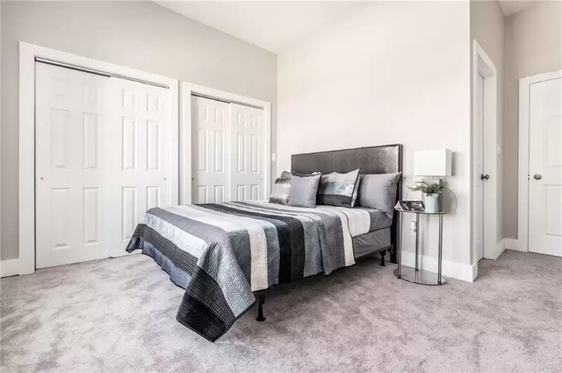 Building Photo - 243 Terrace Ave