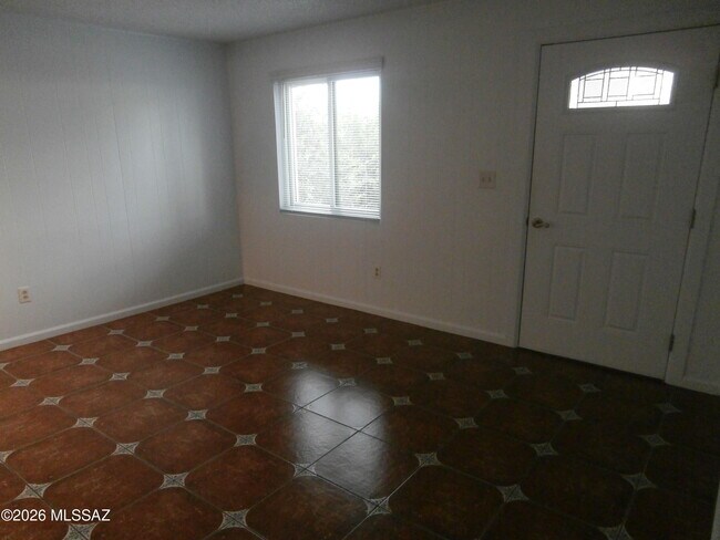 Building Photo - 248 S Paseo Lobo