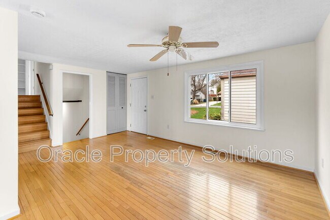 Building Photo - 6634 Dovecote Dr