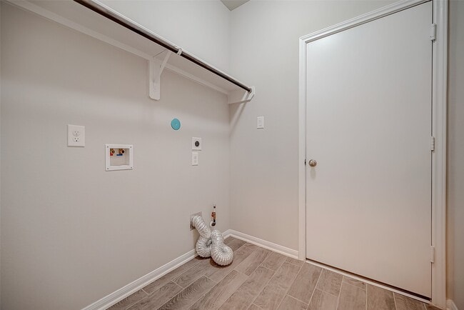 Building Photo - 3423 Hackberry Tree Ln