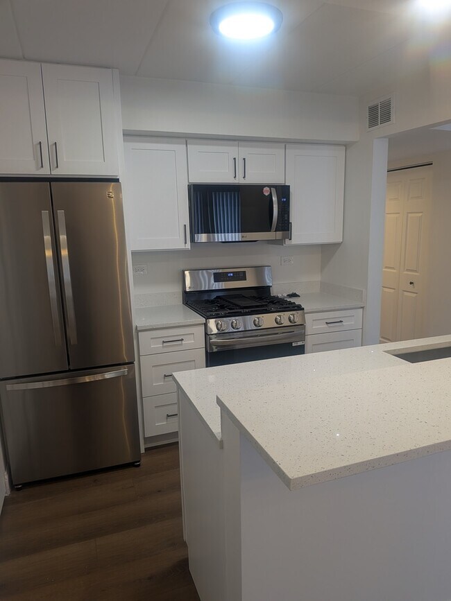 Building Photo - 201 E Janata Blvd