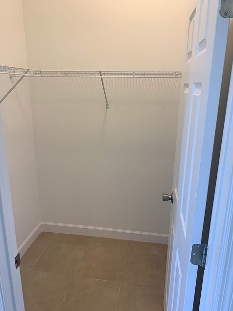 Master Closet - 1123 Normandy Dr