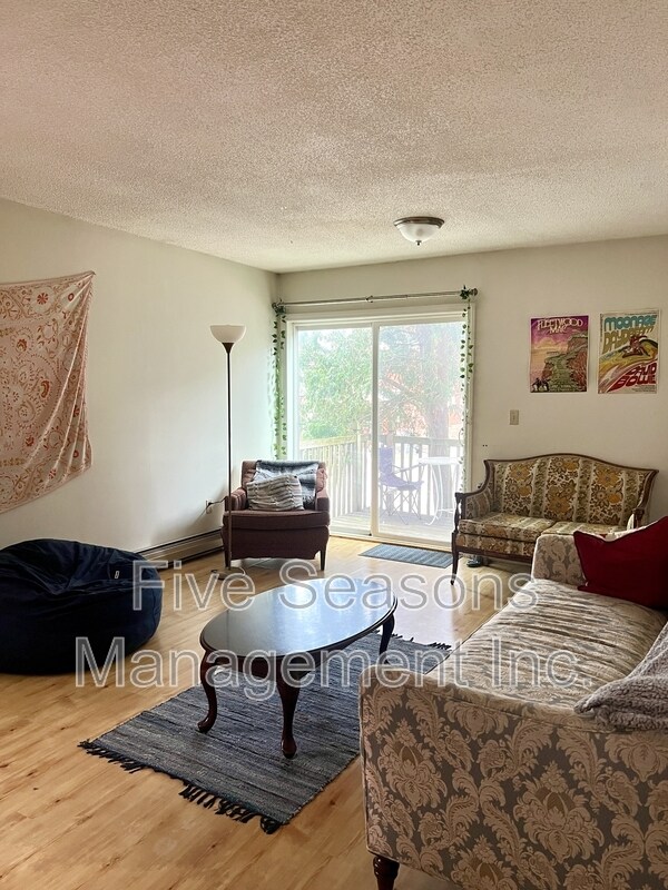 Building Photo - 115-7 North Winooski Avenue - 7