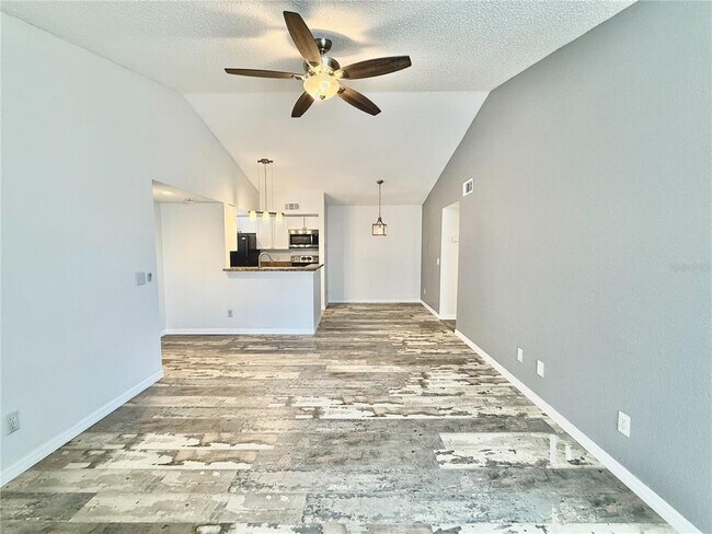 Building Photo - 5128 Conroy Rd