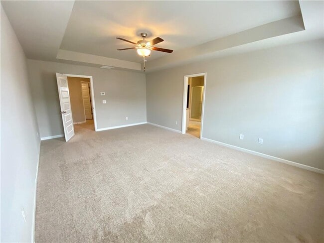 Building Photo - 3761 Prospect Point Dr