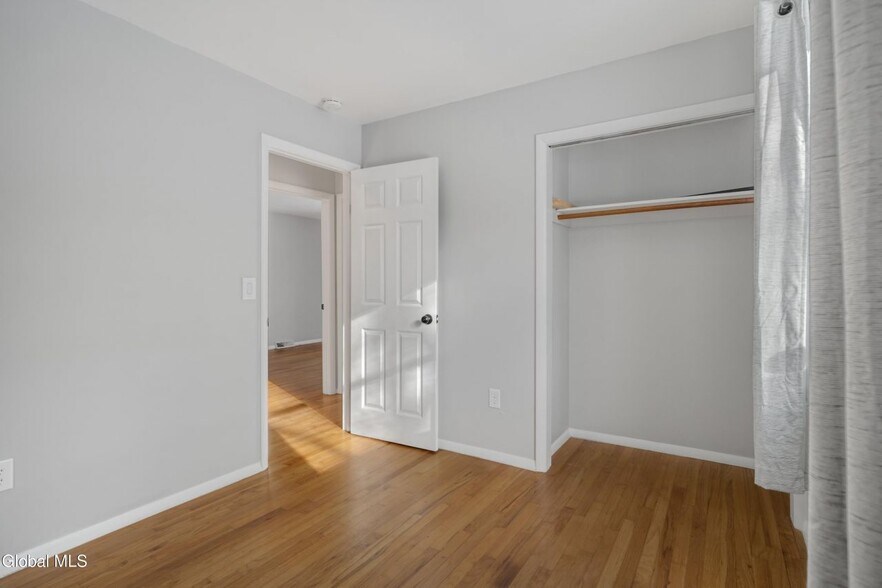 Building Photo - 314 Goode St