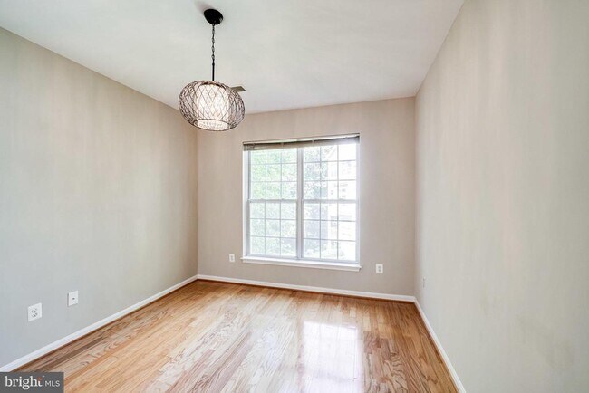 Building Photo - 5982 Founders Hill Ct