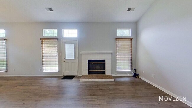 Building Photo - 9105 Oren Thompson Rd