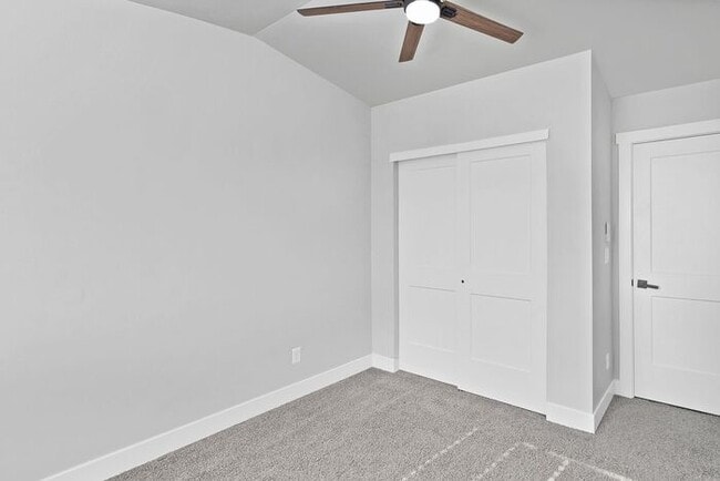 Building Photo - Stylish & Move-In Ready Homes in the Desir...