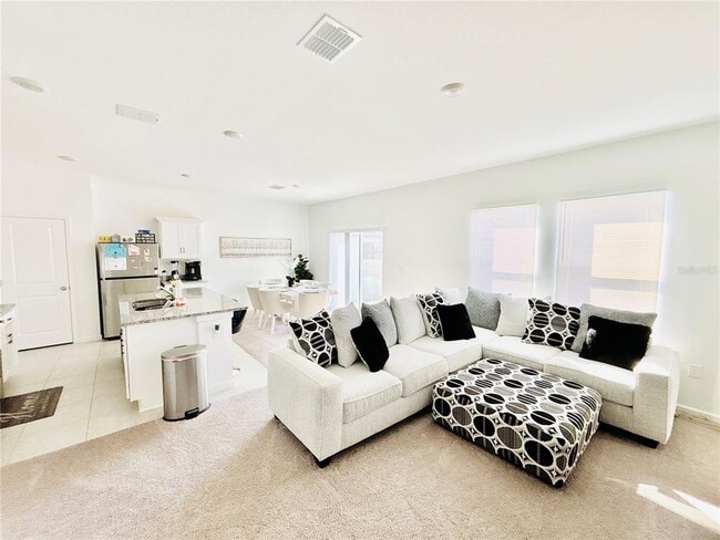 Building Photo - 2532 Peony Pl