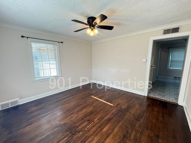 Building Photo - 59 N Ashlawn Rd