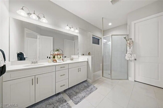 Building Photo - 19729 Estero Pointe Ln