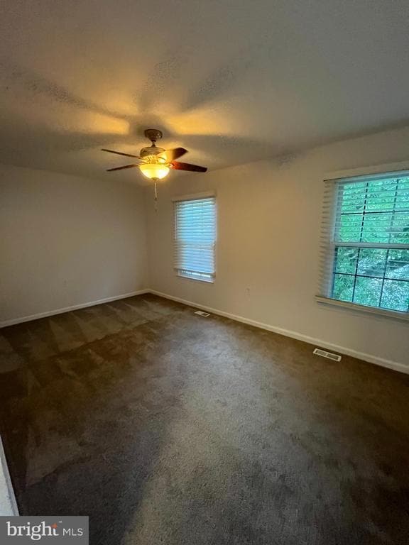 Building Photo - 374 Trefoil Pl