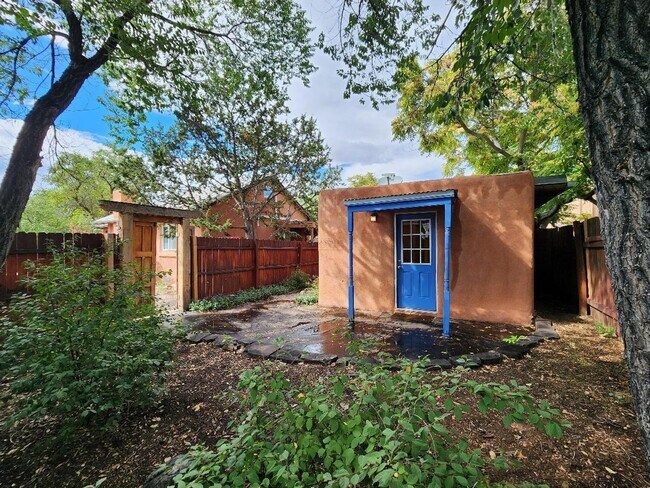 Primary Photo - 235 Irvine St