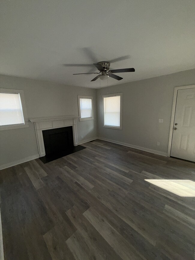 Building Photo - 7400 Rome Ave