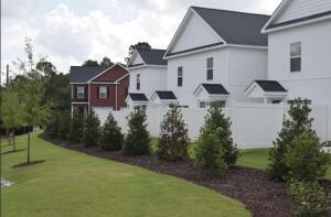 Building Photo - 2219 Perrins Ln