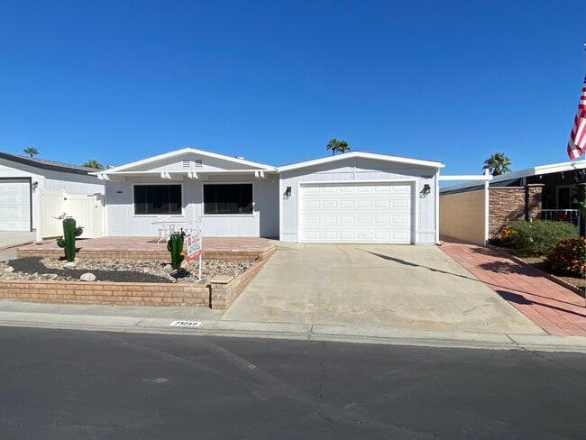 Building Photo - 73240 Adobe Springs Dr