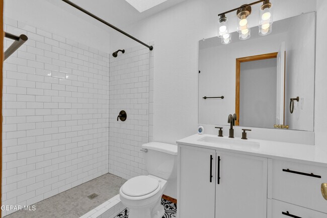 Building Photo - 7516 Plaza Taurina Dr