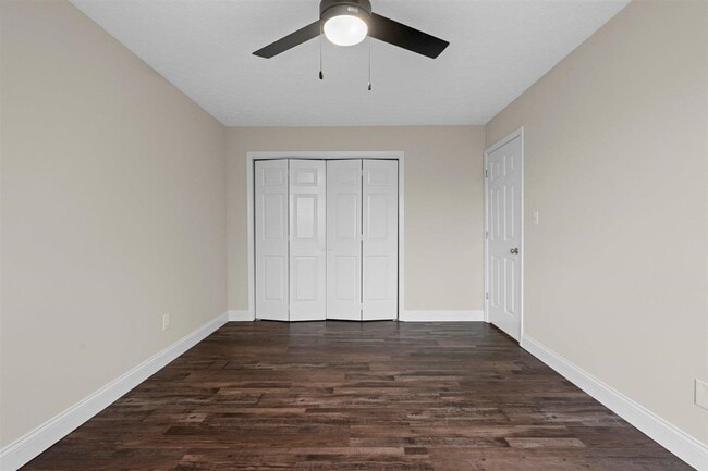 Building Photo - 1745 Ewing Ford Rd