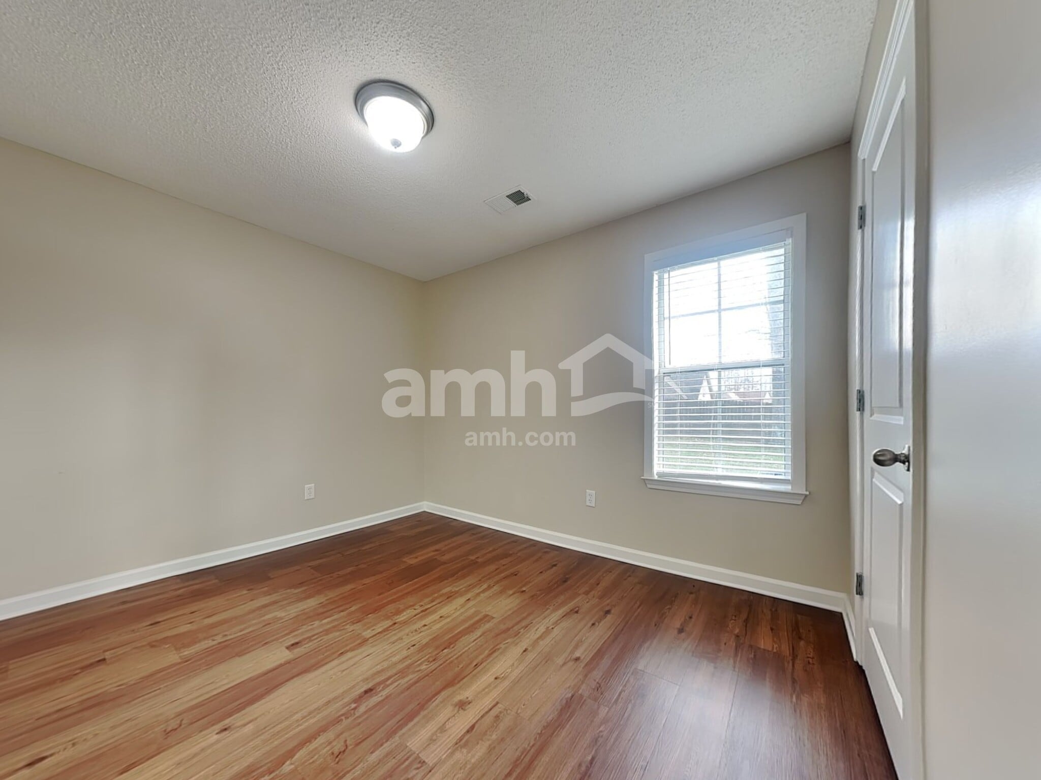 Building Photo - 95 Sweet Leaf Ln